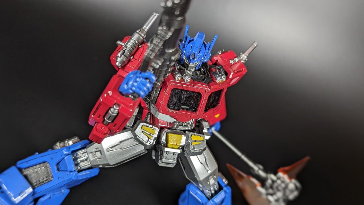 Mike_Convoy's tweet photo. Freedom is the right of all sentient beings!

📸 #transformers #mdlx #optimusprime #autobots #threezero #hasbro #actionfigures #toyphotography https://t.co/Vaw9ZoI50I