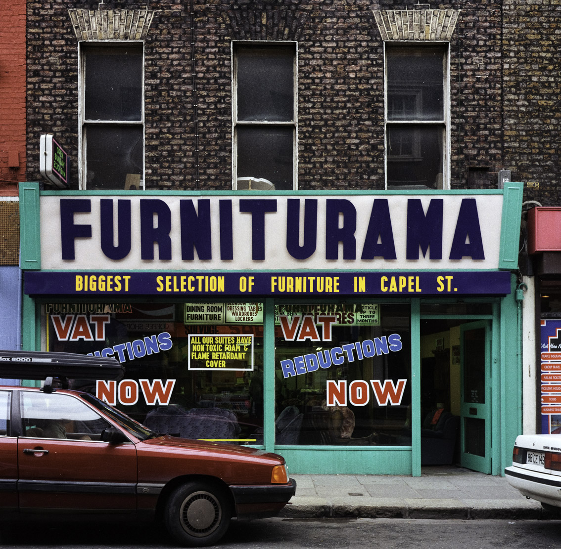 Furniturama, Capel Street, Dublin 1991
From #DublinBeforeTheTiger : 
Best series about Dublin before the boom.
For more, please FOLLOW & REPOST
For ltd. edition PRINTS, see header.
@photosofdublin
@OldDublinTown
@IBN_Berlin
@littlemuseumdub