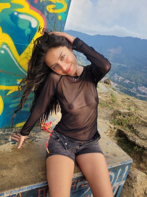 I enjoy very much that day in the highest overpoint on medellin!🥰🥰 https://t.co/d9pyLeavSq<a href="/tag/onlyfan"class="tags"><span>#onlyfan</span></a>
