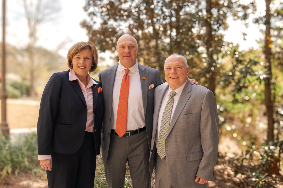 Thank you to the @GreenwoodGenCtr for having me! I enjoyed sharing all of the exciting things happening at Clemson through genetic research and connecting with members of the Greenwood community.