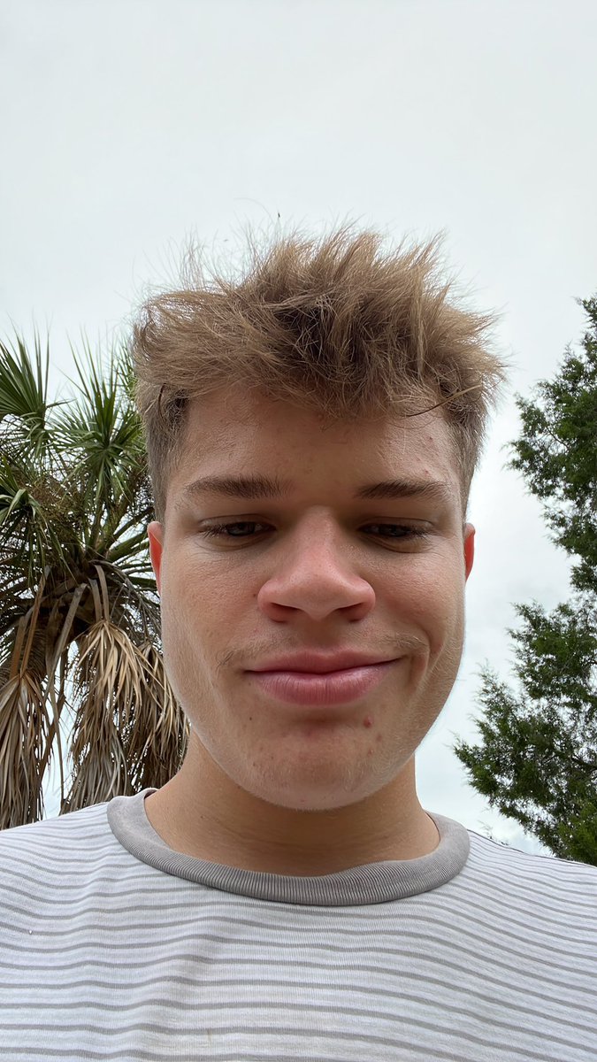 Slatt♱ tweet media