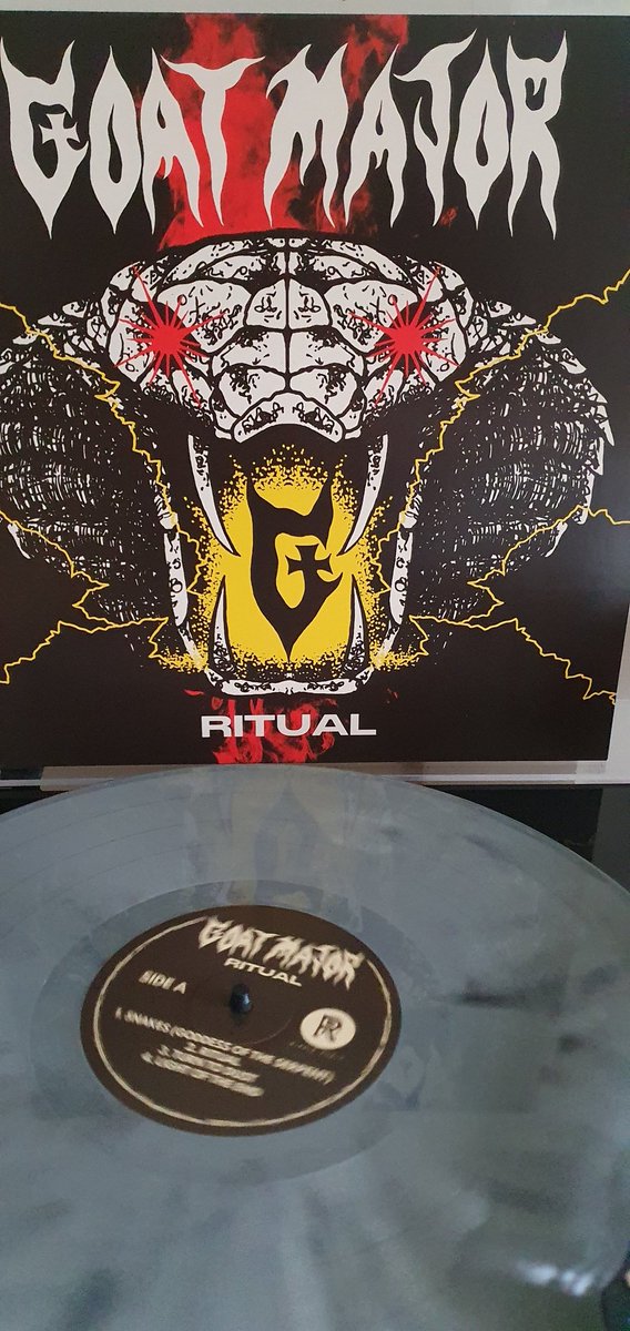 #NowSpinning @GoatMajorBand #Ritual @music_ripple #Stoner #Doom #Metal #vinylcollection