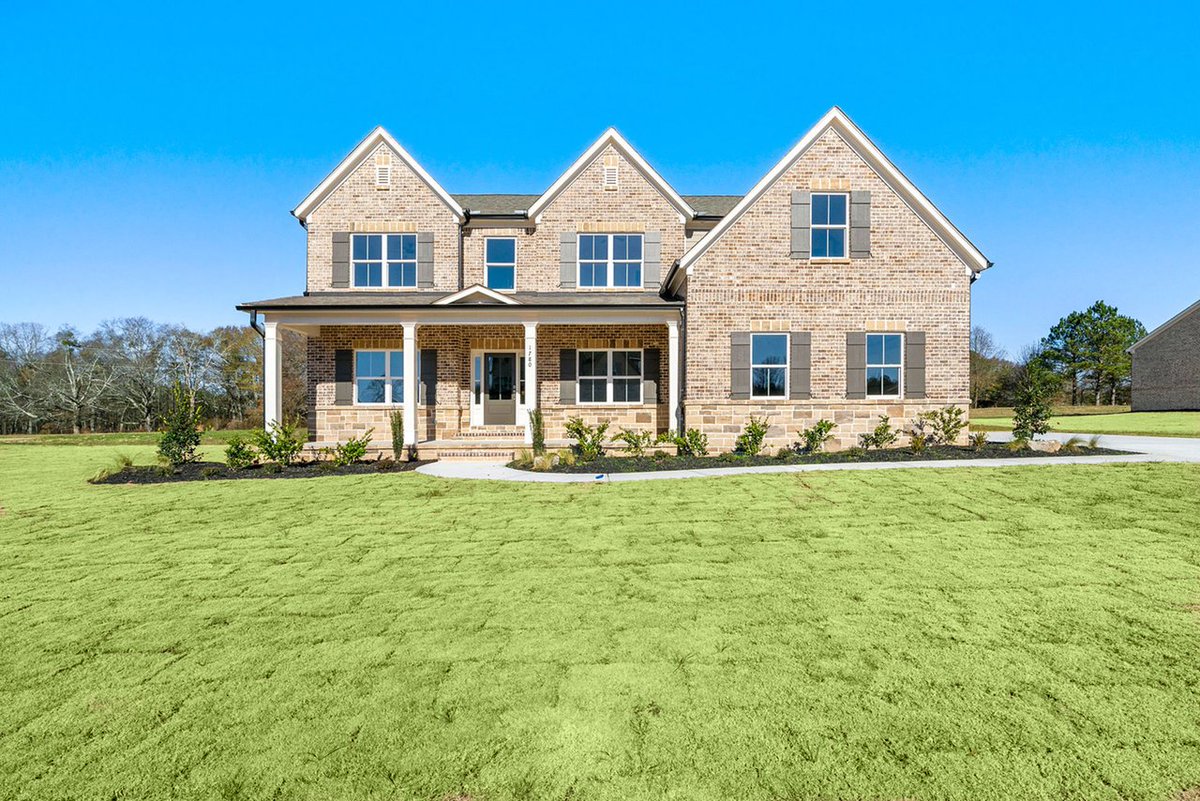 Priced at $762,900, this stunning 5 bed, 4 bath residence in our Stonewood community boasts a spacious lot, an open-concept kitchen, and more! 🏡 Don't miss out on seeing this Watkinsville gem - schedule your self-tour today: bit.ly/43zlAkc

#WatkinsvilleGA #HomeForSale