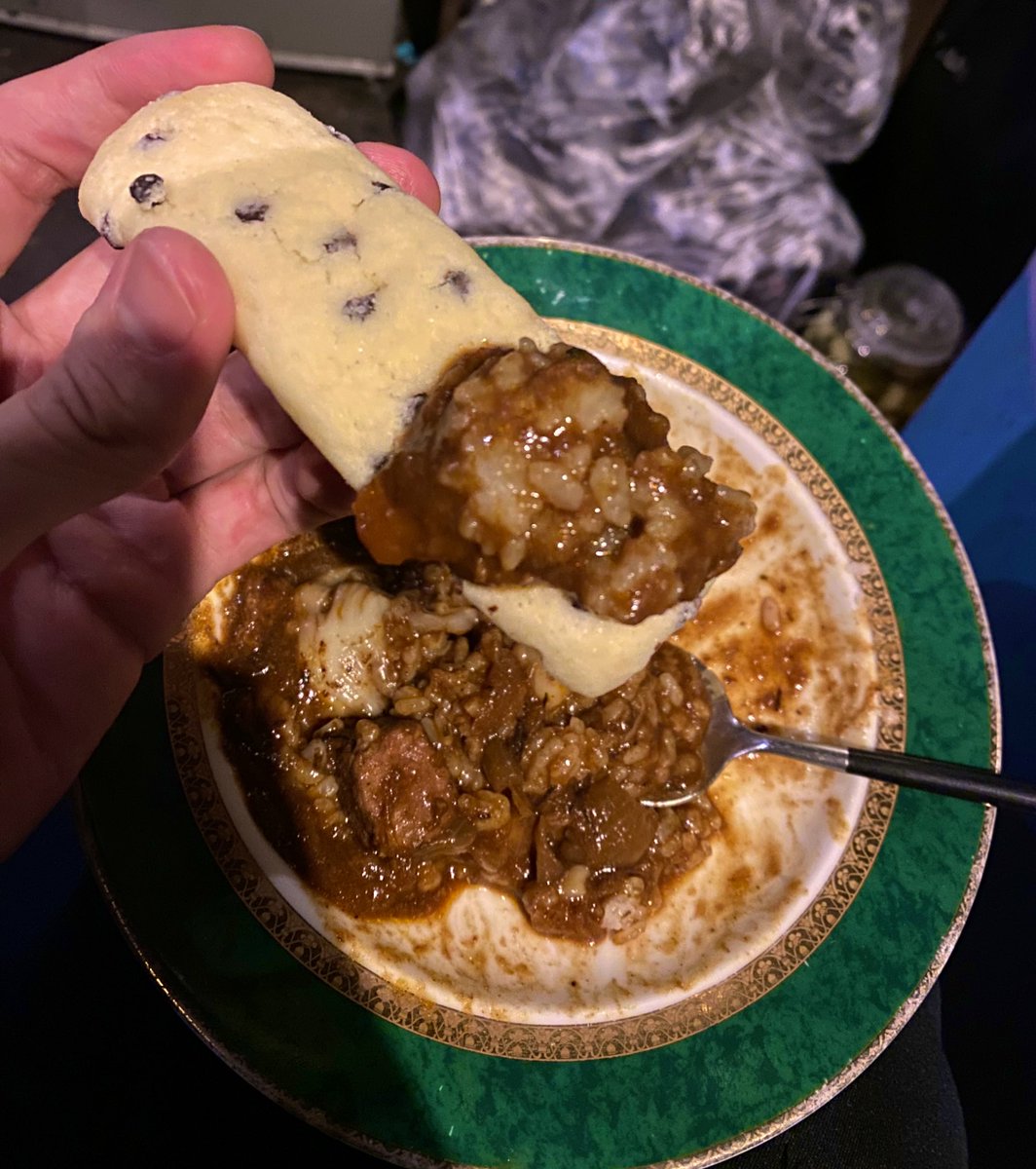 's tweet image. パン派とかご飯派とか、よく戦争してるの見るから勝手にこいつらは合わないもんだと思ってたけど、めちゃくちゃ美味しくてびっくりした。

手を取り合おうぜ🫶
#パン派
#ご飯派
#世界平和