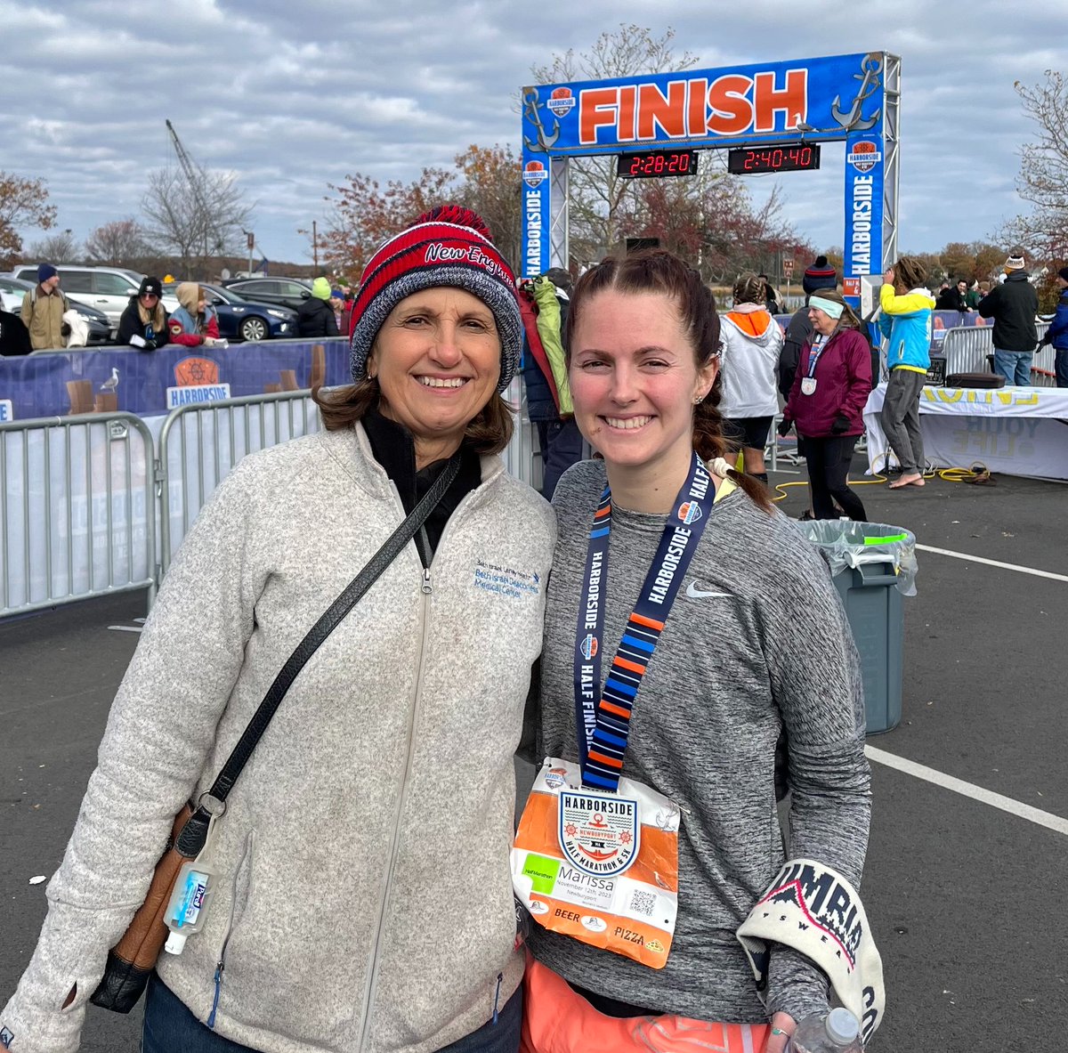 Our own Marissa Horgan, Overnight MRI Tech, will be running her first Boston Marathon as part of #TeamBILH this month! #Boston128🏃🏻‍♀️ ➡️To support her fundraising efforts: bit.ly/Marissa-Horgan… 📸Marissa with her mom, a BIDMC IV Nurse, at Marissa’s most recent 1/2 marathon.