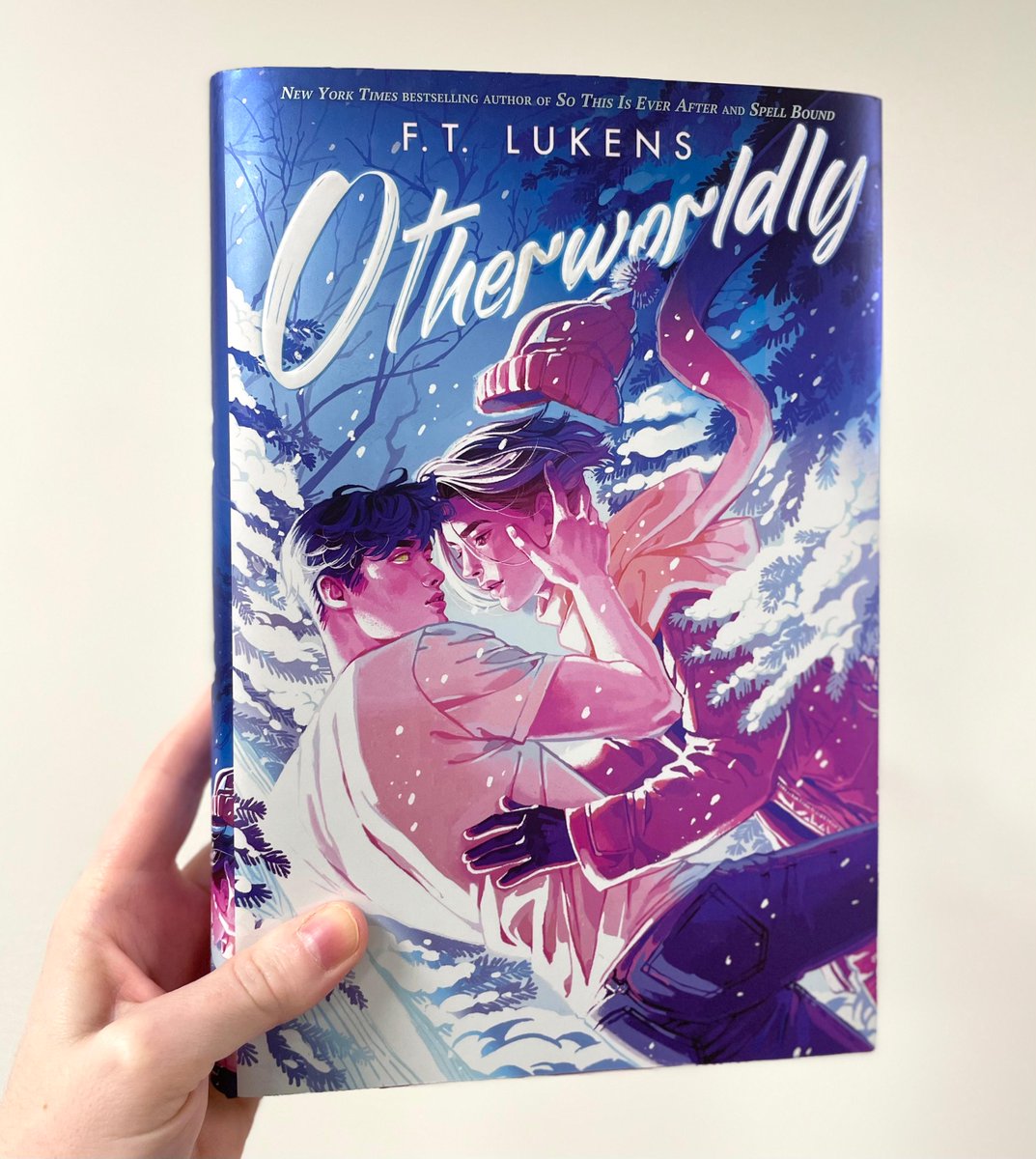 Happy #BookBirthday to #Otherworldly by @ftlukens! spr.ly/6018ZLmLG