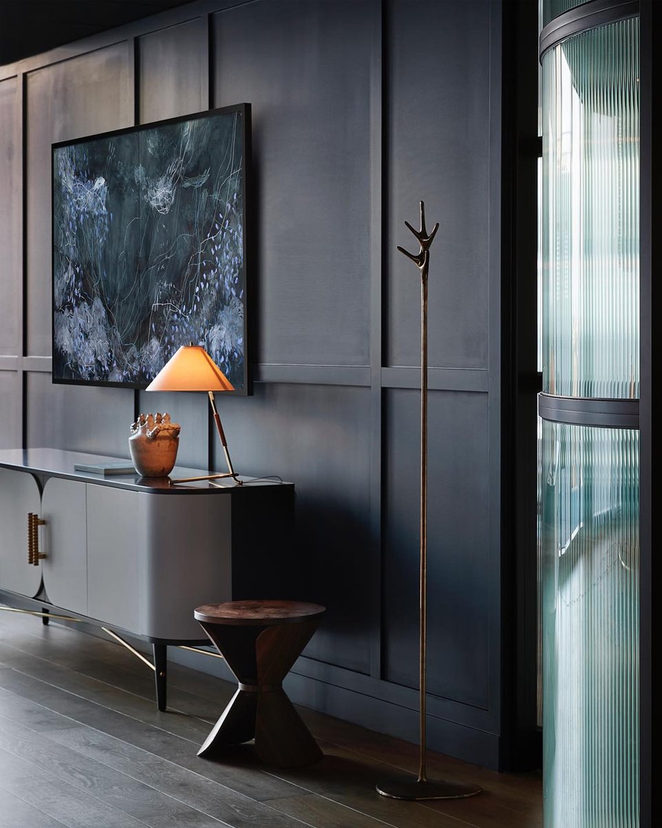 Thrilled to see the very fabulous HQ of @privatepropertyglobal Forbes Australia shortlisted for the 2023 Idea Awards. 
 
#jetclassgroup #office #officedecor #officedesign #sideboard #designescritorio #decoracaoescritorio #aparador