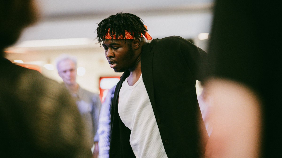 Calling all Deaf emerging dancers in the #Birmingham area! We’re hosting a FREE contemporary dance workshop at <a href="/fabricdance/">FABRIC</a> on Sunday. Led by our artistic director Neus Gil Cortes and dancer Anna Seymour, with support from <a href="/deafexplorer/">Deaf Explorer CIC</a>. Secure your place forms.gle/QzWH8t6X6Ue4rU…