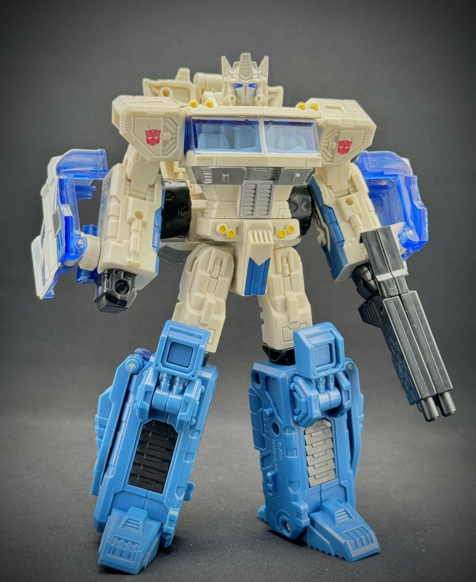 トランスフォーマークラシックスコンボイ+TFX-01 CityCommander トランスフォーマークラシックスコンボイ+TFX-01 CityCommander