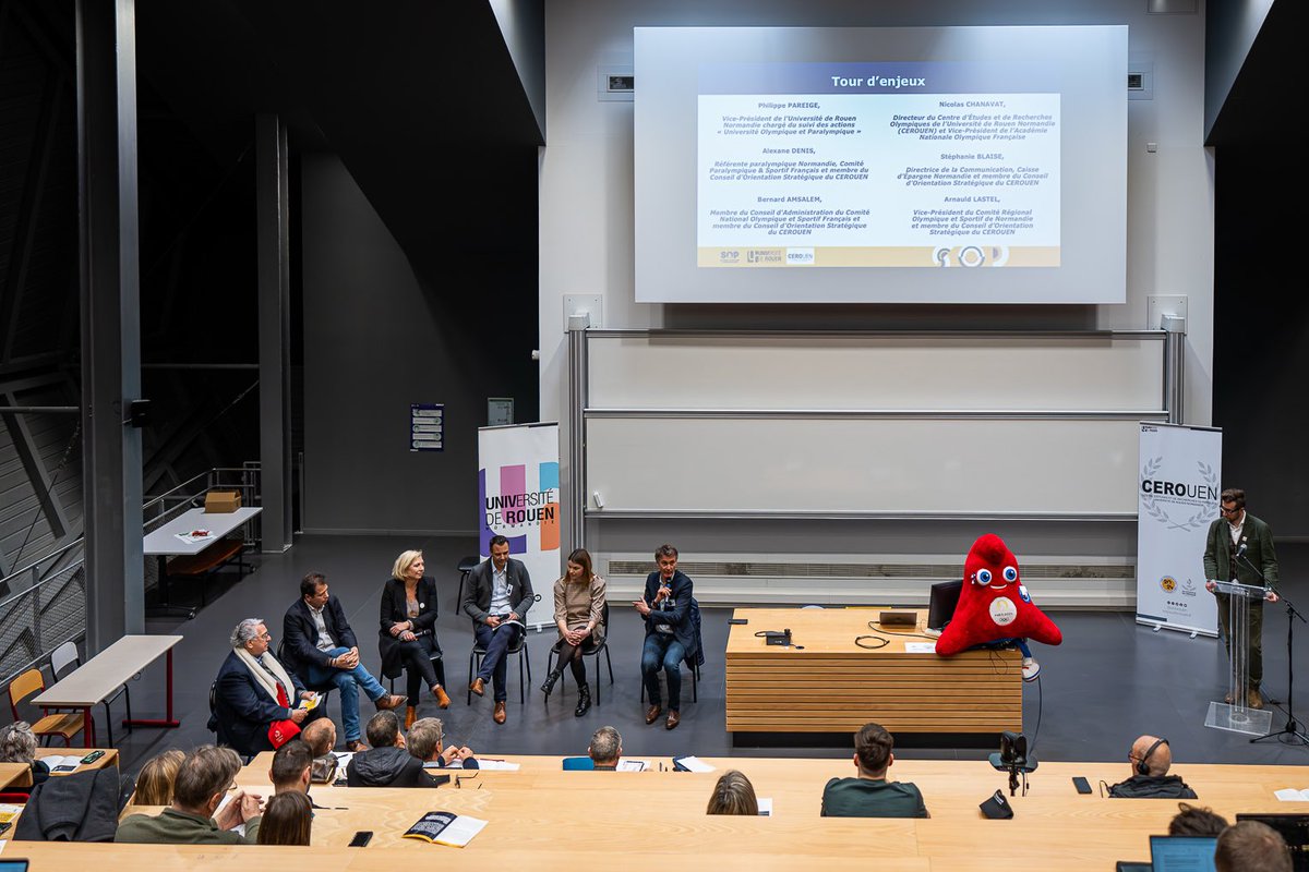 Allocutions introductives et “Tour d’enjeux” pour lancer cette #SOP2024 de l’@univrouen et de son @cerouen ! Merci à tous les acteurs : enseignants-chercheurs, professionnels, étudiants, etc. pour ce bel engouement ! Première session “femmes et sports” dans la foulée ! 🙌🏻