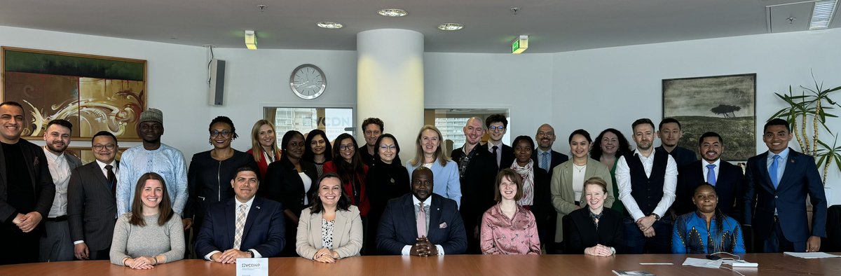 🙌 In March, we welcomed 24 diplomats from all world regions 🗺️ to our flagship course on nuclear #nonproliferation and #disarmament, including topics from #safeguards to #armscontrol and visits to @iaeaorg and @CTBTO See all lectures and speakers ➡️ vcdnp.org/spring-2024-sh…