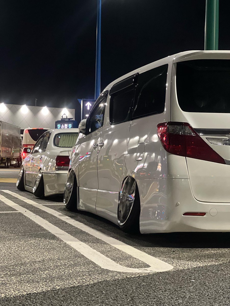 20アルヴェルいや、ミニバンでやってるの見たことないからこそやる👊職業生かしてそれなりに綺麗に作ろう👍