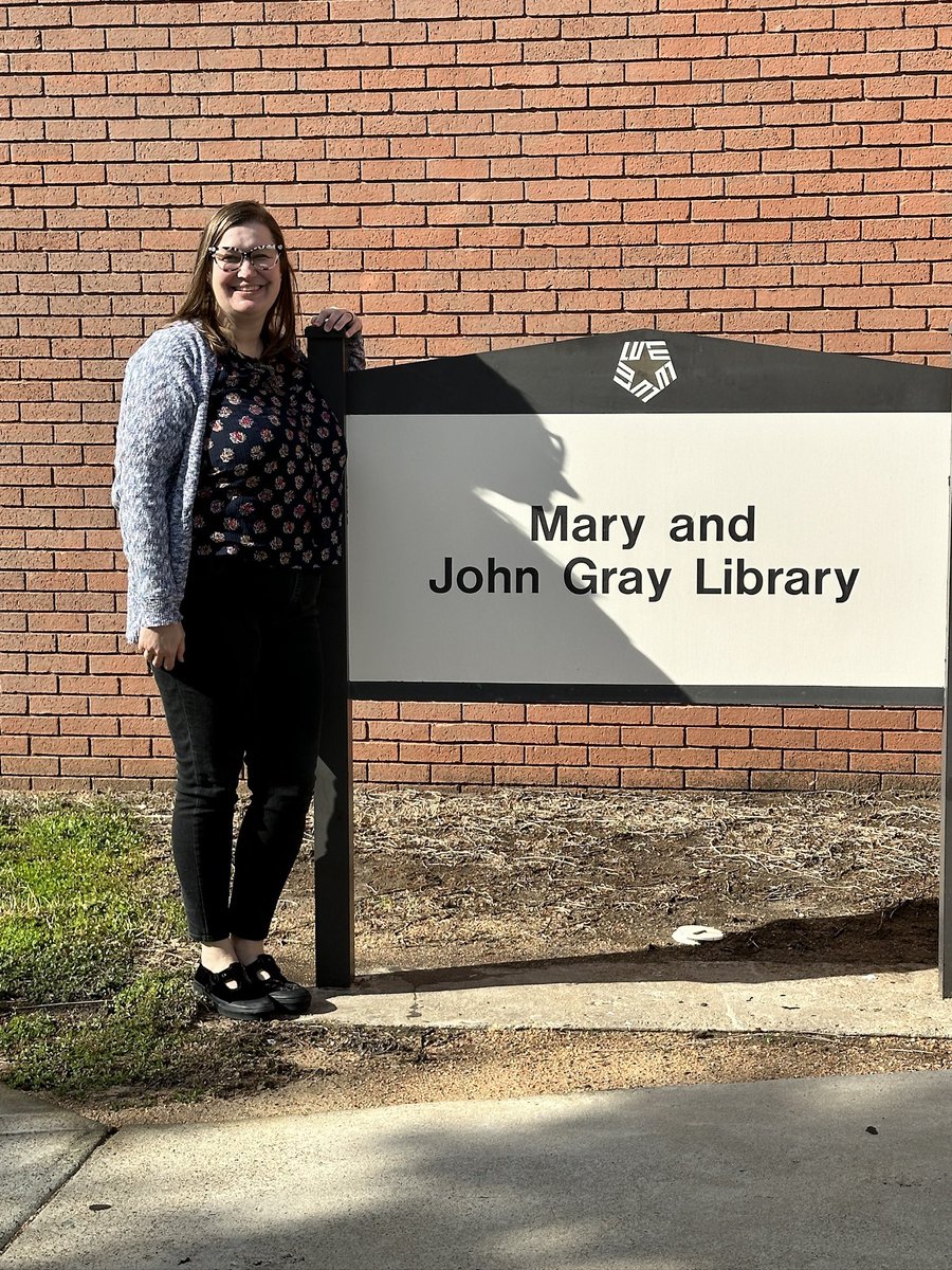 April is Library Month! I have been blessed to work with some great librarians. Love you Dr. Schattle! Thank you Mr. Black for your dedication and commitment to the students @TeagueMS_AISD! Tagged are the team of librarians that I have been blessed to work with in @AldineISD…