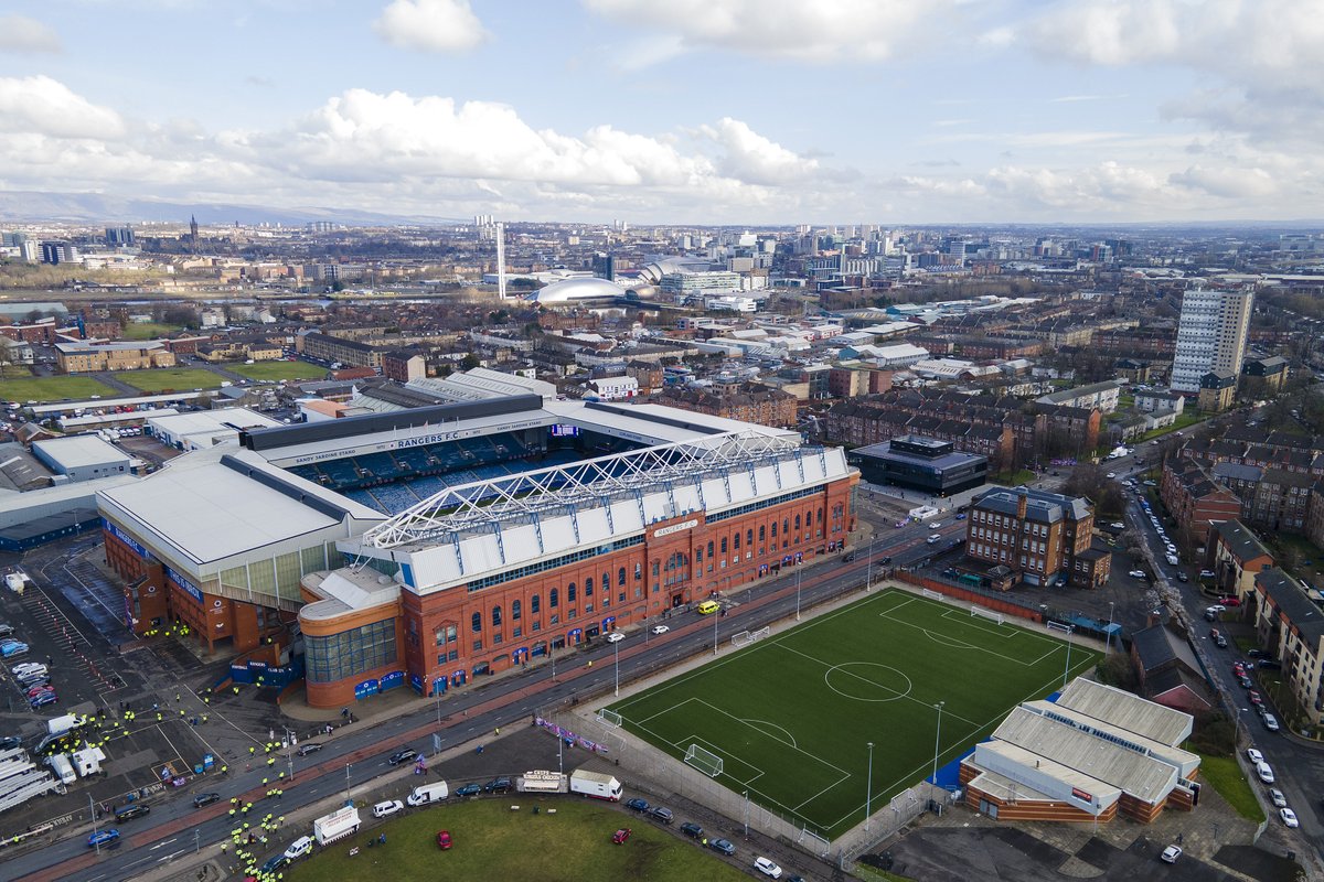 📊 Rangers vs Celtic | #OldFirm

Oldest Club - Rangers
Most League Titles - Rangers
Most Domestic Honours- Rangers
First to win a Treble - Rangers
Most Old Firm Wins - Rangers
Highest Old Firm Attendance - Ibrox

🔵Glasgow is Blue | Scotland's Premier Club.