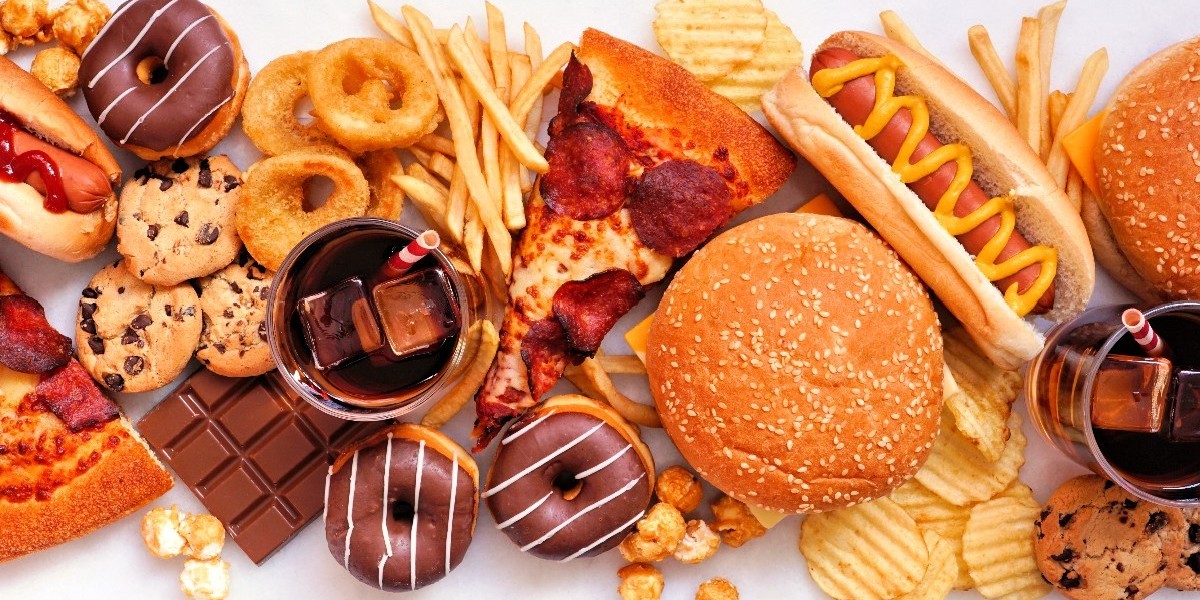 How does junk food in our teens impact adult health? Funded by @BBSRC, Dr. Naneix's study at @rowett_abdn aims to find out. A deep dive into adolescent diet's long-term effects starts now! Find out more at abdn.io/zS #HealthResearch #AdolescentDiet