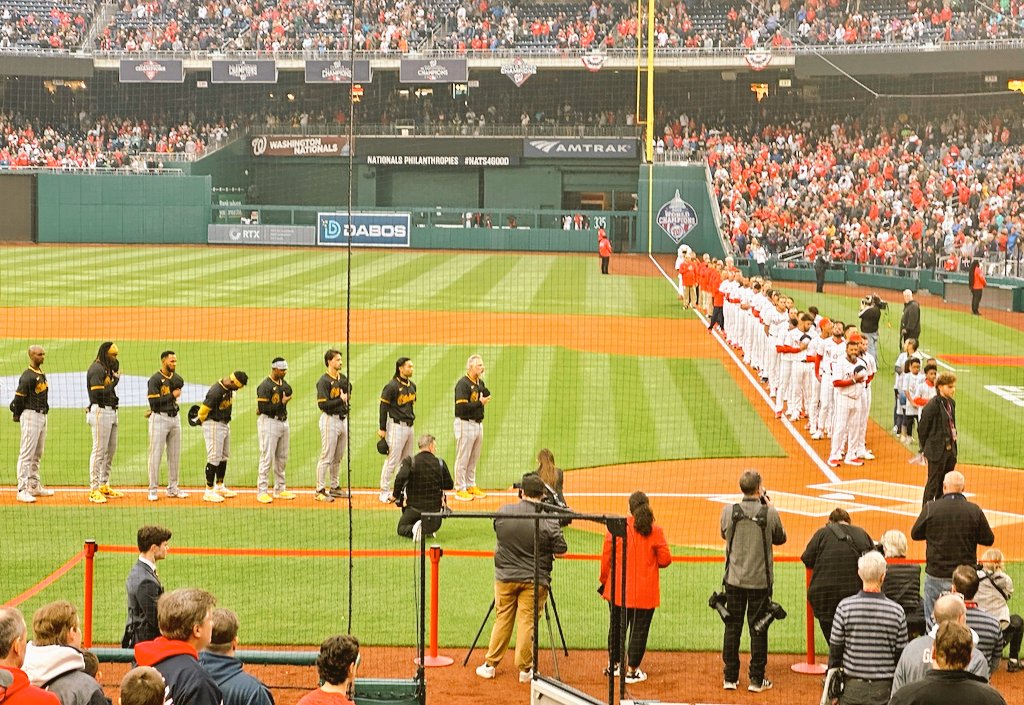 Noelia Belén Izarza 🇻🇪🇺🇸 (@myteks) on Twitter photo #OpeningDay
⚾ @nationals #WashingtonDC 🇺🇲
🎥 📸 <a href="/NoeliaIzarza/">Noelia Izarza</a>
Noelia Izarza
El tiempo Latino
#baseball #mlb #nats #Pirates #Pittsburgh #OpeningDay
⚾ @nationals #WashingtonDC 🇺🇲
🎥 📸 <a href="/NoeliaIzarza/">Noelia Izarza</a>
Noelia Izarza
El tiempo Latino
#baseball #mlb #nats #Pirates #Pittsburgh