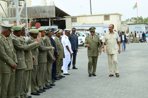 President Isaias Afwerki met & held extensive discussions in Massawa tdy with Delegation led by Vice Admiral Vladimir Kasatonov, Deputy Commander-in-Chief of Russian Navy. The discussions centered on enhancement of bilateral ties outlined in St. Petersburg at Africa-Russia Summit