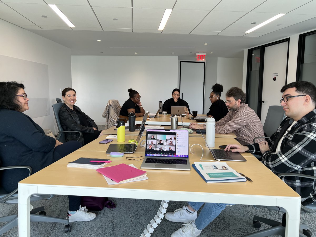 CityWorksDC's tweet image. Career coaching is critical to our work - it’s why our team is so focused! We meet regularly to discuss how CityWorks DC programs are serving participants to ensure their greatest professional success.
#CareerCoaching #ProfessionalDevelopment #TeamFocus #CityWorksDC