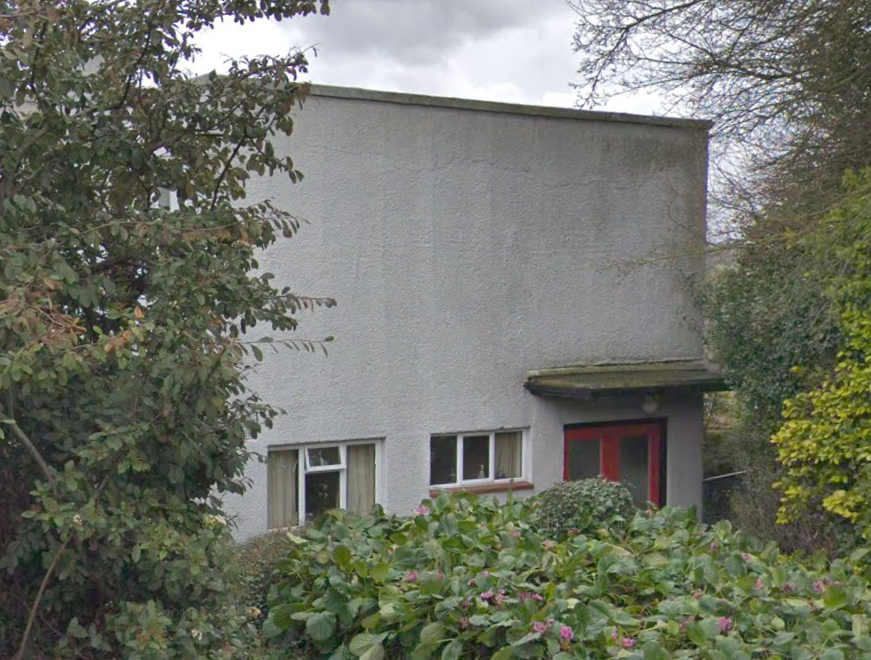 DuncanStott's tweet image. The existing building is ghastly and the site is less than five minutes walk to the station.

NIMBYs will be our death.