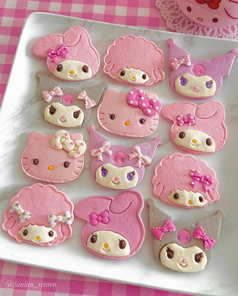 pink sanrio cookies