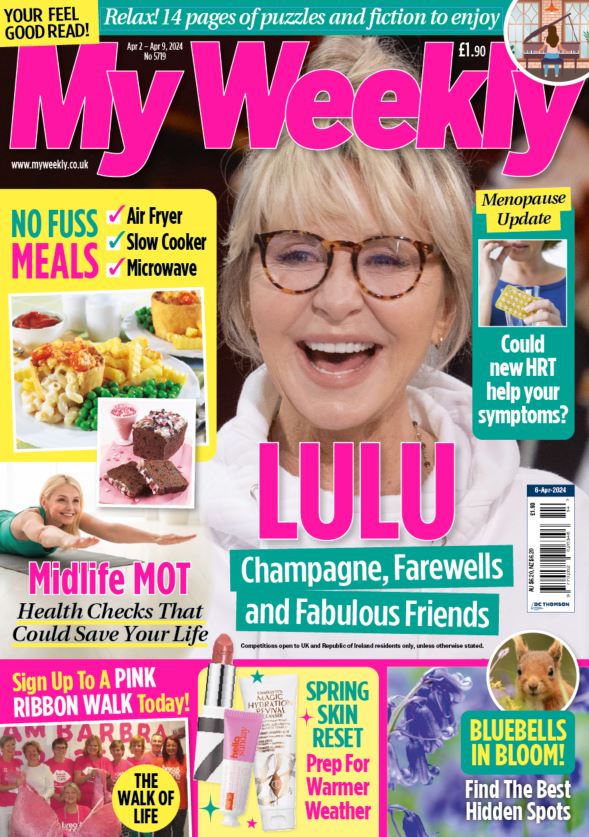 In this week's issue of My Weekly, you can get stuck into some fab fiction by @jaxandwillsmum and @jo_thomas01, plus many more 📚❤️