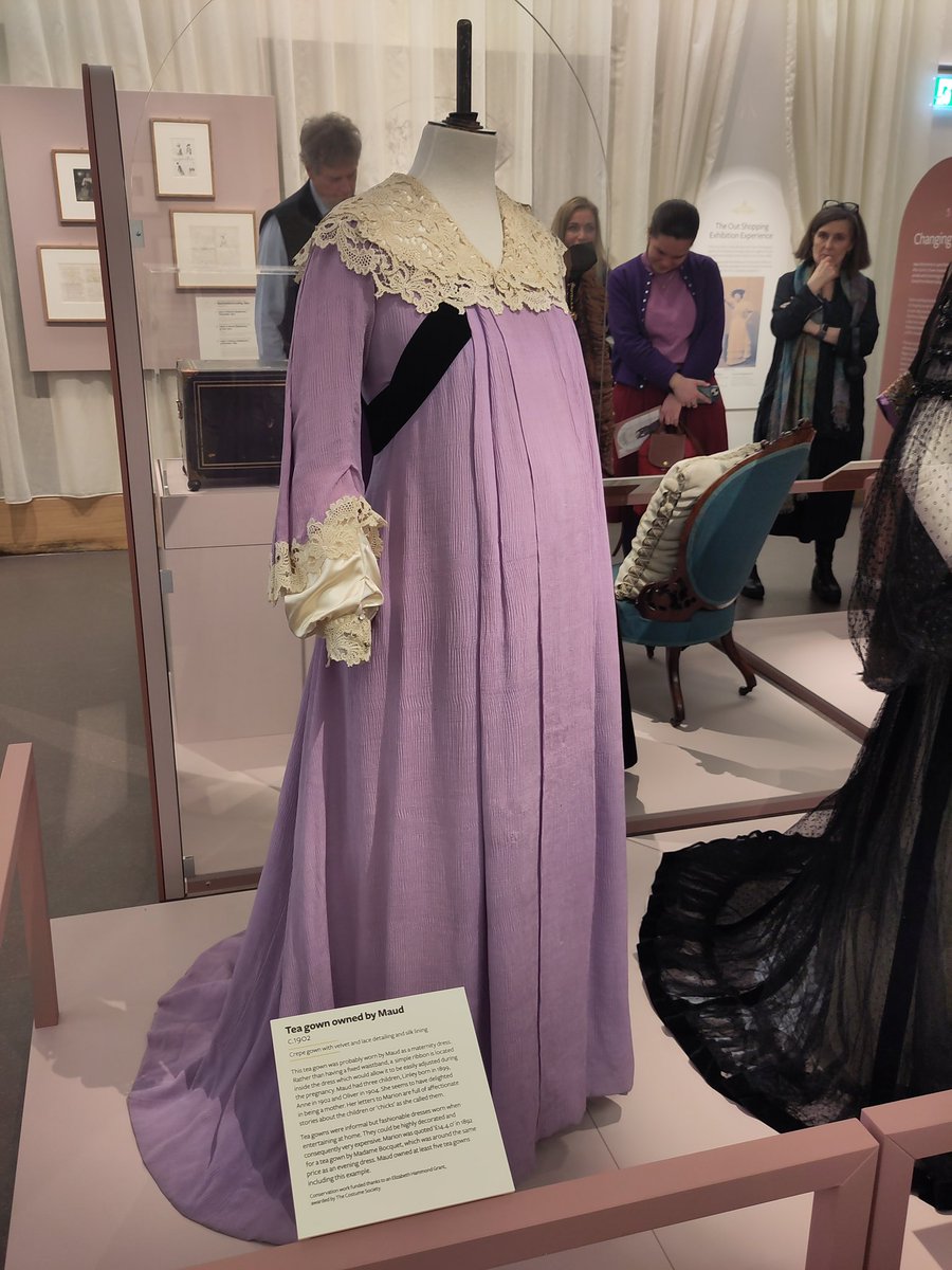 'Out Shopping: The Dresses of Marion and Maud Sambourne (1880-1910)’, is now open at @LeightonHouse_ The Costume Society is proud to have supported the conservation of this lilac tea gown owned by Maud. C.1902 Crepe gown with velvet and lace detailing and silk lining.