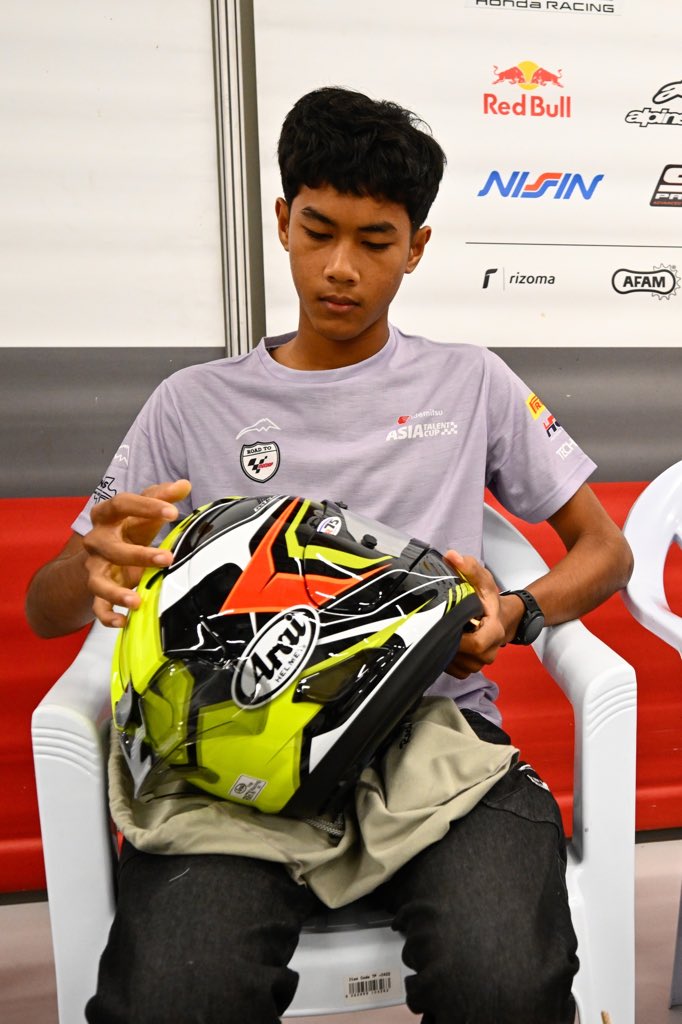 Dreams come true when you trust the #RoadToMotoGP 🫶 And a clear example of that is Farish Hafiy, who started at the first season ever of #MiniGP in 2021 and is currently one of #ATC’s regulars 🚀 #TransformationTuesday