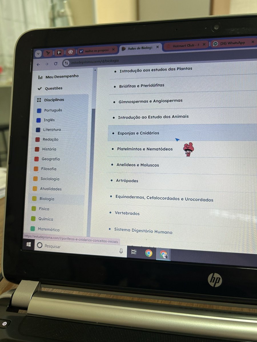julystudies's tweet image. o prisma é uma plataforma GRATUITA que tem vídeo aula e questões e eu não vejo ninguém divulgando tanto quanto deveria to chocada que ela é completinha