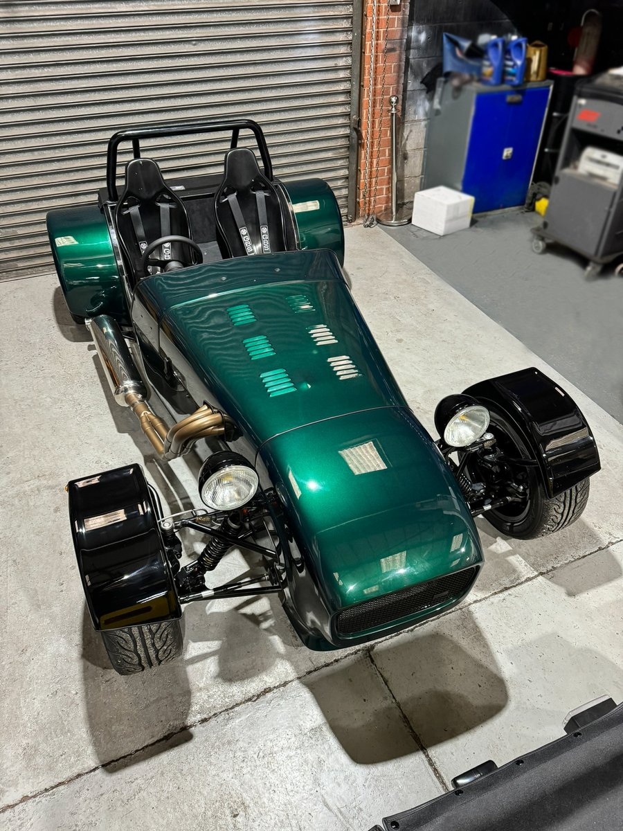 What a stunning colour - What colour would your Zero be painted? greatbritishsportscars.co.uk #gbs #gbszero #zero #painted #bespoke #handpainted #sportscars #kitcar #selfbuild #newcar