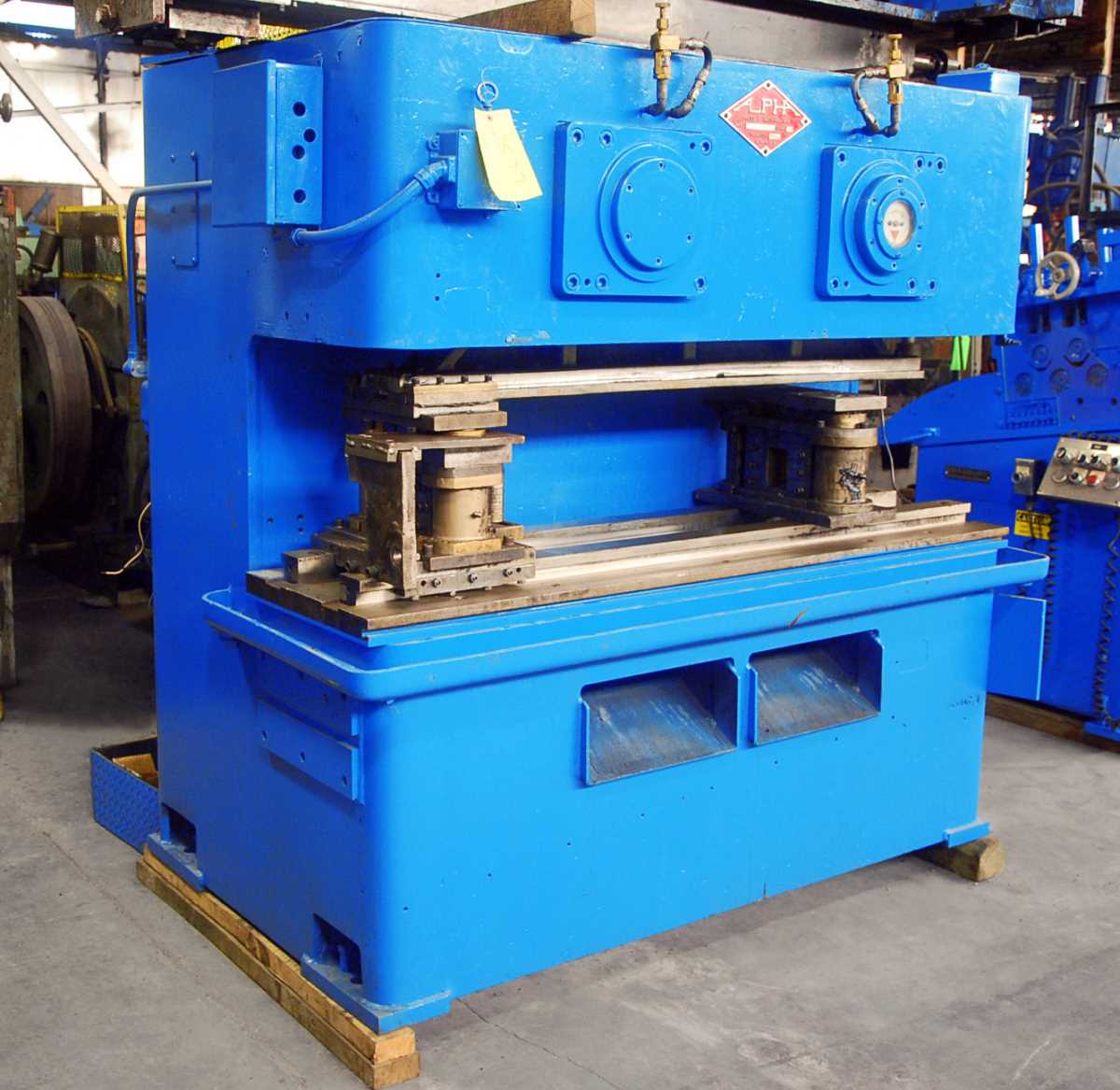 UniversalTube's tweet photo. Large Inventory of Tube and Pipe Cut-Offs Available!

View Newsletter: https://t.co/y7mgIcbSEP

Contact us for a quote at 1-419-872-2364 or sales@utubeonline.com https://t.co/DPCI3J6M4t