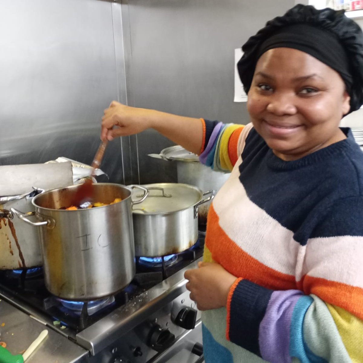 Since January we have had some incredible volunteers help prepare Wednesday lunches, including current Centre community member Ntela. She is passionate about making delicious meals, feeding others, and spreading joy through her food. A huge thank you to all!