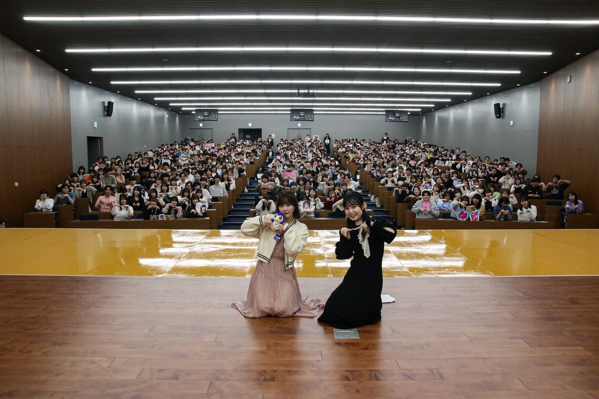 meijisps's tweet photo. 誘致企画紹介② 【女優企画】

2023年の明大祭では女優の齊藤なぎさ様をお呼びしトークショーを行いました！
齊藤様の可愛らしい雰囲気に会場全体が包まれ、最高の時間を過ごせました⭐️💗

SPSに入ればあなたの推しの女優さんに会えちゃうかも！？🪄

#春から明治 #明治大学 #明大生 https://t.co/yR8EM19pov