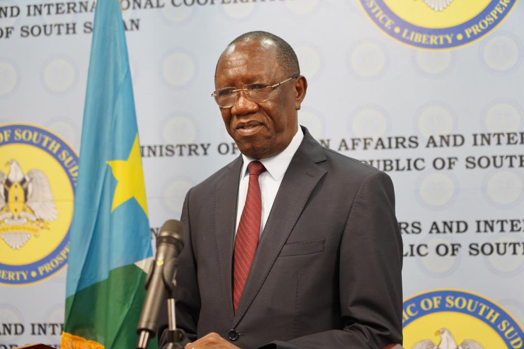 IGADsecretariat's tweet photo. #IGADUpdates
#IGAD's special envoy to the Republic of #Sudan, Hon. Lawrence Korbandy today paid a courtesy call to the MoFA & International Cooperation @SouthSudanGov in preparation for his visit to IGAD Secretariat headquarters in #Djibouti.
Discussions focued on the Sudan peace process.
@kwaje_david