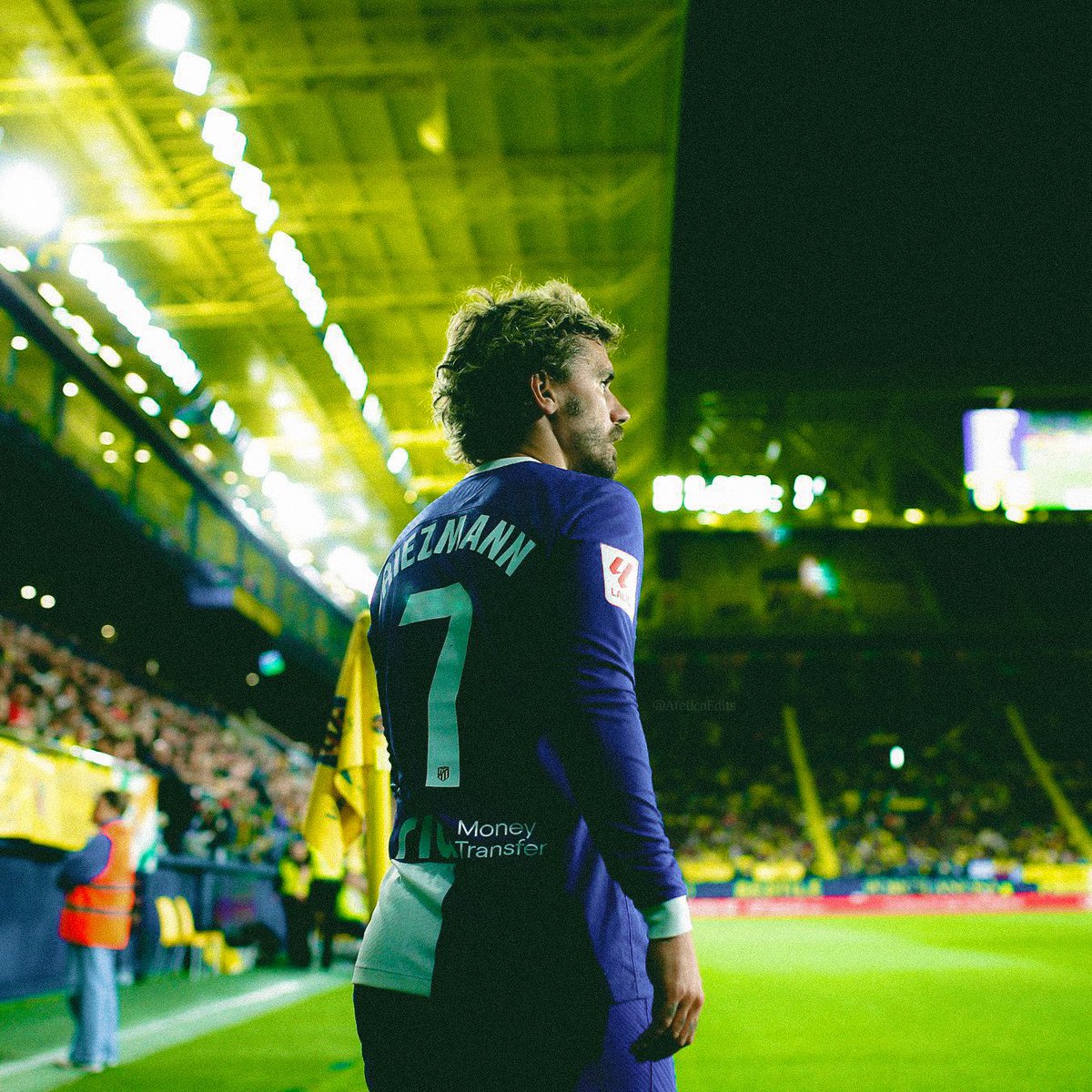 AtleticoEdits's tweet image. El desastre o la gloria a final de temporada depende de ÉL
@AntoGriezmann