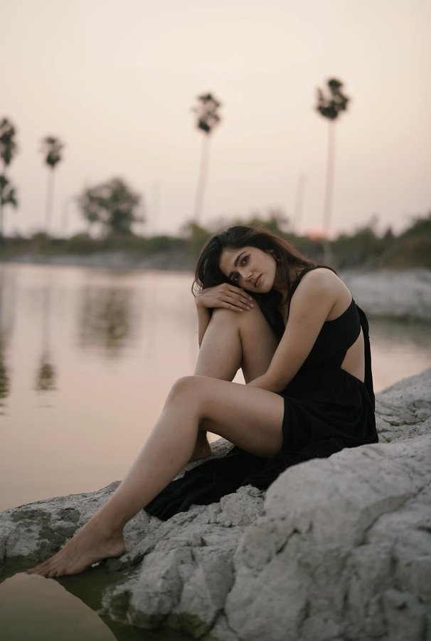 GKKx5nWW4AAFMT1?format=jpg&name=900x900