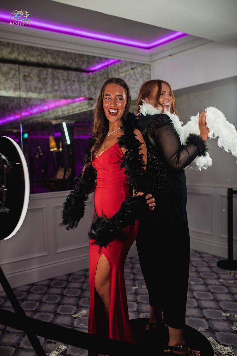 Our corporate event photo booths are equipped with top-of-the-line technology, ensuring high-quality pictures that your guests can cherish. Get in touch with us today to book!

#CorporateEventPhotoBooth #DrexelHill
photoboothservicedrexelhill.com/corporate-even…