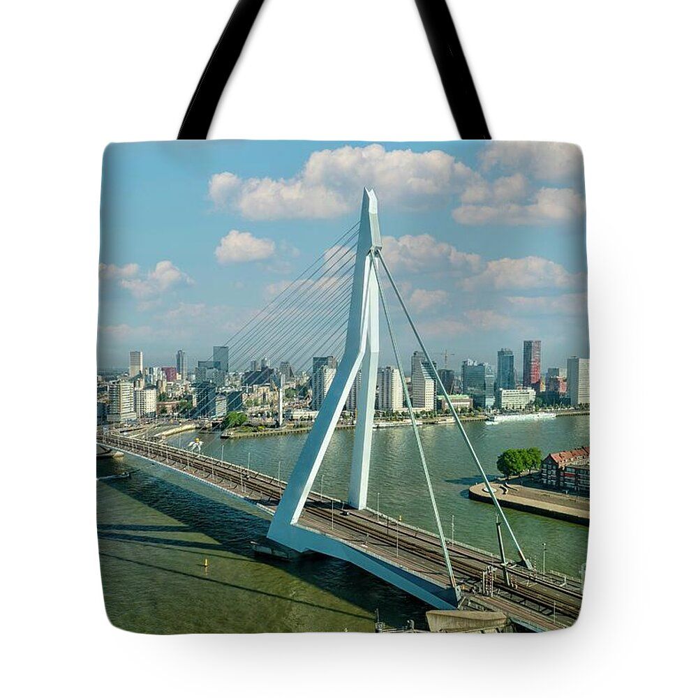 PatriciaPhotos's tweet photo. Rotterdam cityscape https://t.co/lrAgGNufI9 #finearts #WallArt #homedecor #art #AYearForArt #LoveArt #photography  https://t.co/UxODOFKPHf or By https://t.co/XNdFxm7LuI #rotterdam #Erasmusbridge #cityscape #view #maas #river #architecture https://t.co/bfTOzsX4WP