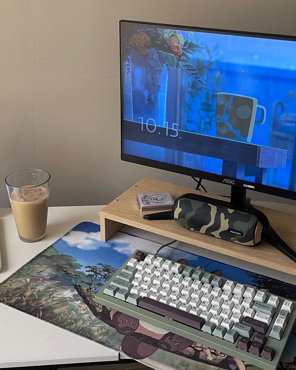 KeychronMK's tweet photo. Looks like spring is sneaking up on us, and you know what that means – time to give the keyboard a spring makeover! 🍃
10/10 for this season-themed setups! 🌼🦜

📸@rainykeyboard

#KeychronQ1 #Keychron #customkeyboard #mechanicalkeyboard #desksetup #springtheme #tuesdayvibe https://t.co/3F4puxoDrS