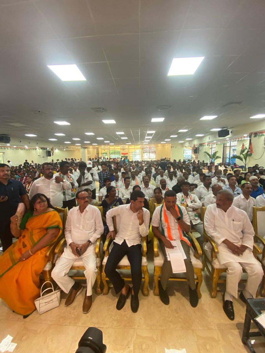 Had a great interaction with the Congress workers from Sarvagnanagar Assembly Constituency in the presence of Shri @thekjgeorge and our candidate Shri @MansoorKhanINC Bengaluru Central is all set for a change. #MansoorForBengaluruCentral #LokSabha2024