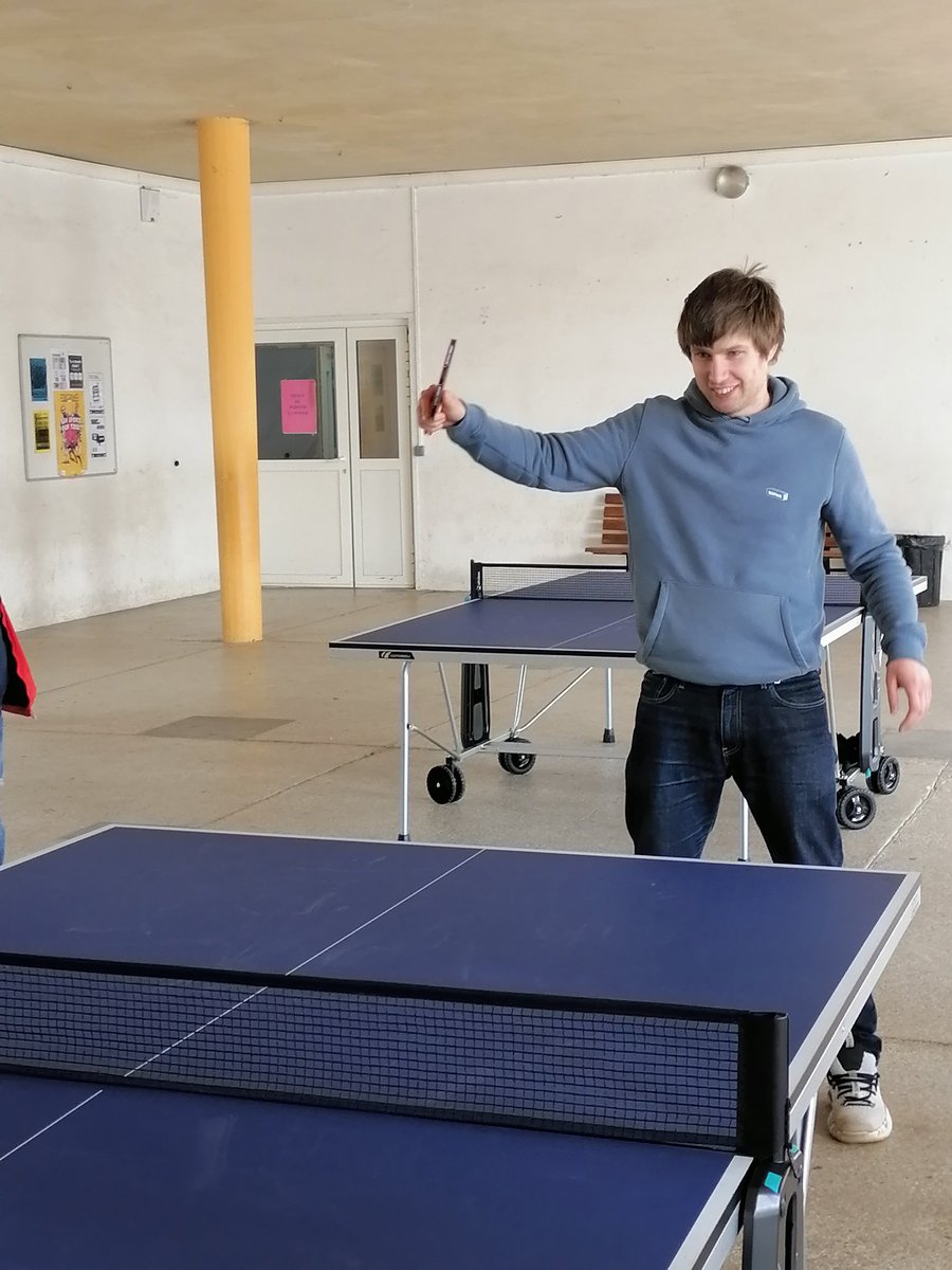 Une rencontre avec un athlète paralympique
Une SOP qui débute par une belle  rencontre entre les élèves de CE1 de l'école Général Carré de Reims et Lucas Créange médaille de bronze🥉 en tennis de table 🏓 aux JOP de Tokyo !