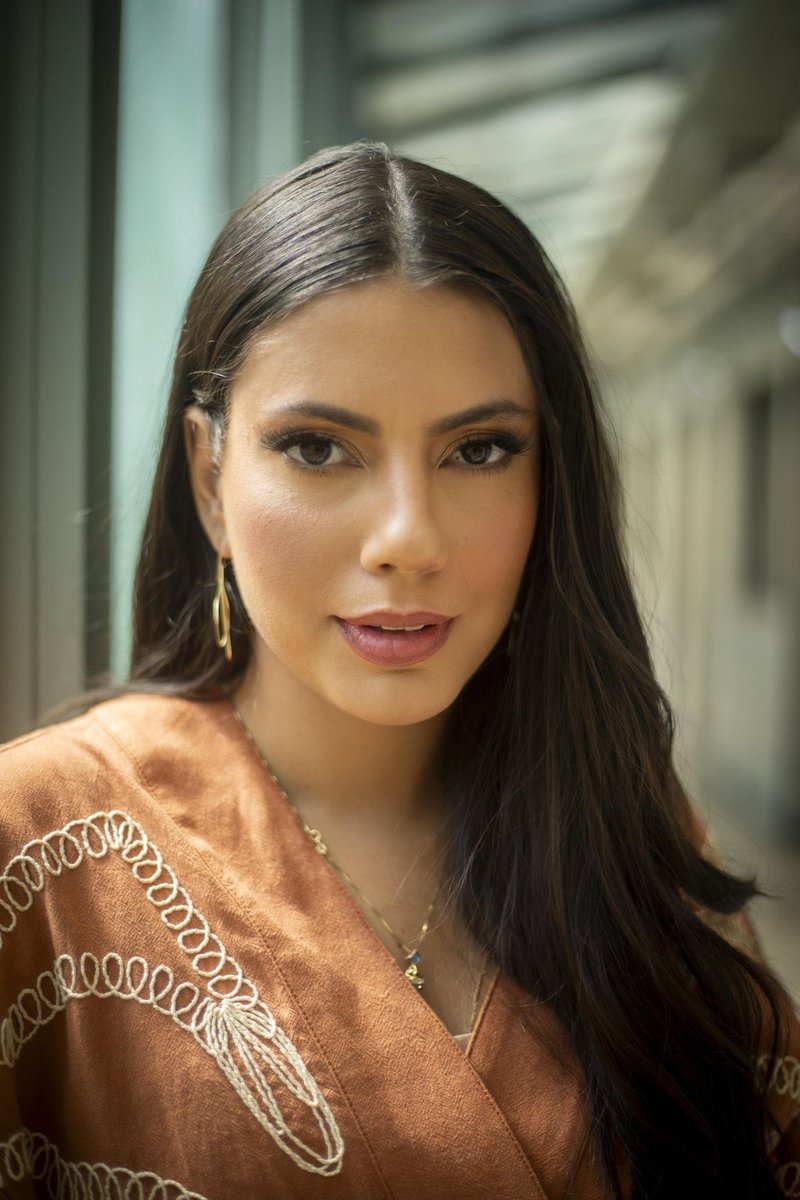 choquei's tweet photo. 🚨FAMOSOS: Fernanda Bande chegou a marca de 2 milhões de seguidores no Instagram. 
 
A loba ganhou mais de 750 mil seguidores pouco mais de 24 horas após a sua eliminação do #BBB24. https://t.co/BcEGw2natF