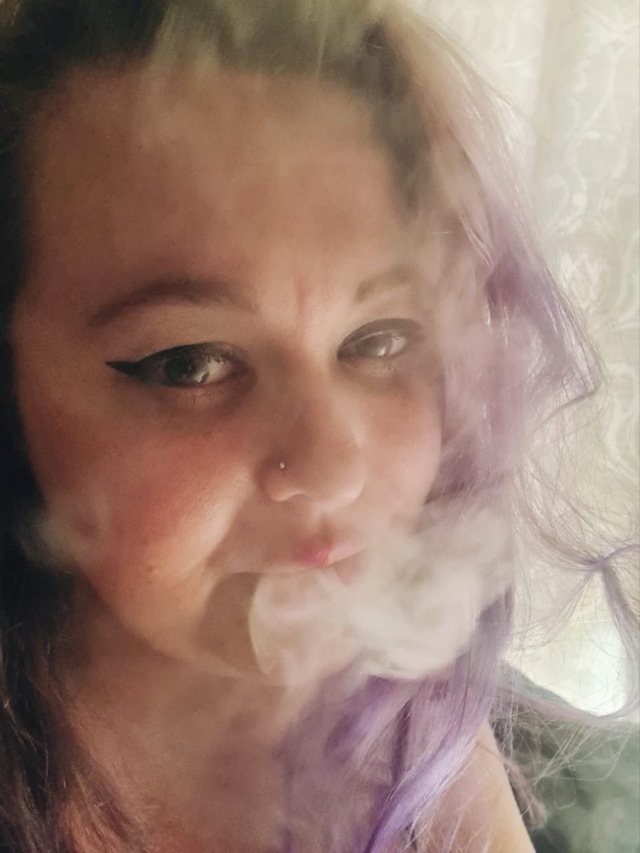 lemon_lucious's tweet image. Is it Friday yet....??? Zaab Time!