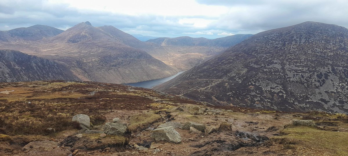 Introduced wee sis to the joys of the #MourneMountains with a scamper up Slieve Binnian. #SceneryForTheSoul #LeaveNoTrace