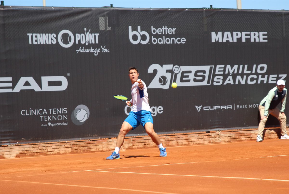 EmilioSanchezBn's tweet photo. In pictures. #recap
More action wednesday at 10.30 am.
🎾Challenger ATP Emilio Sanchez Academy by Waterdrop.
@atpchallengertour 
@FundacionESV
@rfetenis https://t.co/jmG83RjL0e