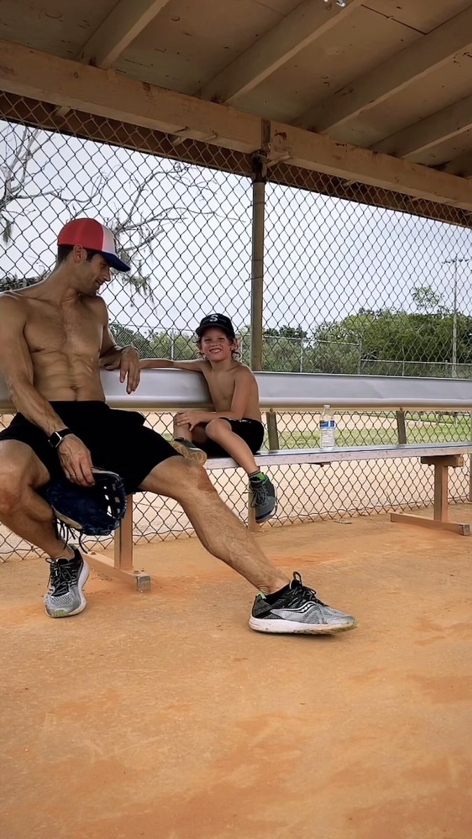 Ph_CW's tweet image. Levi
Chad White @Chad__white
instagram.com/chadwhite21