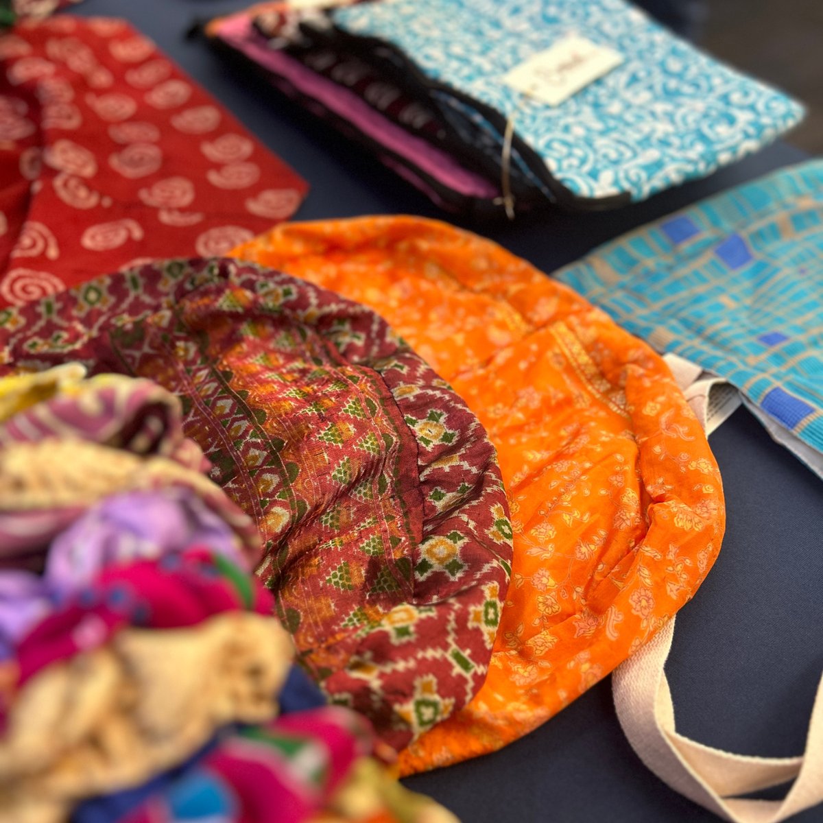 IBHSFIU's tweet photo. New Bandhwari Products!
Every purchase helps us in our mission to bring financial independence to the Bandhwari women who hand-stitch every item in our online store.
🌎
¡Ya llegaron los productos nuevos de Bandhwari! https://t.co/NJIf8jqLtb