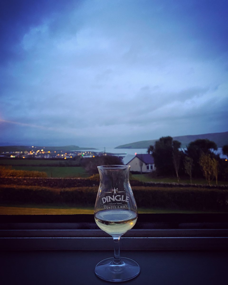 Raising a glass of one of @Graham__Coull ‘s ‘going rogue’ drams to toast his & @Fay_Coull’s last day in Dingle. A double distilled peated cask strength ex-bourbon matured single malt that I am absolutely obsessed with already. It’s not ‘goodbye’, it’s ‘see ye later!’ Slainte! 🥃