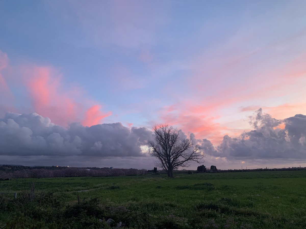 Il segreto di un cielo spumoso è la panna montata.