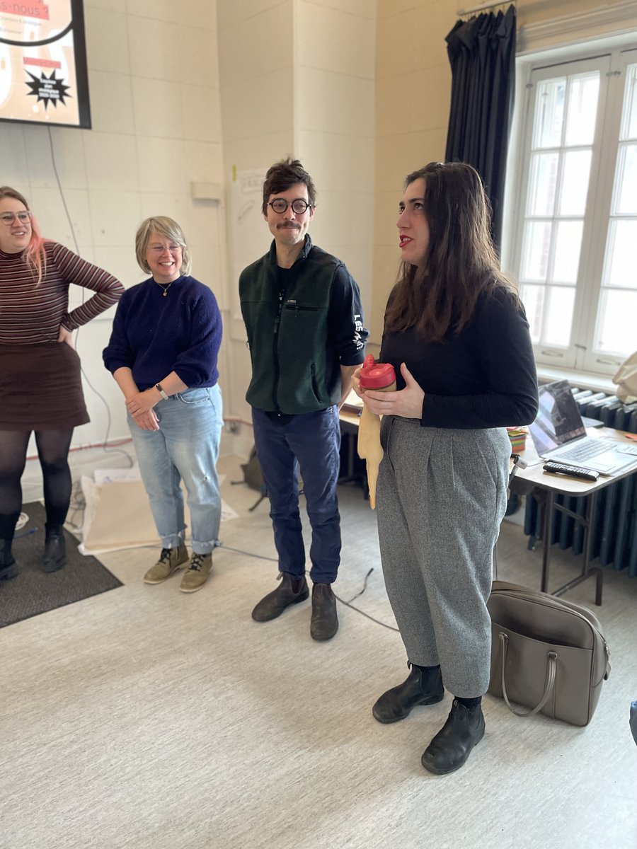 infofccf's tweet image. 💡La FCCF est heureuse de s&apos;être jointe au forum des membres de l&apos;@AGAVF, en marge de la #Manifdart de Québec, pour discuter de la planification stratégique 2025-2030.👉Des échanges inspirants sur la collaboration, la mutualisation et l&apos;inclusion dans les #artsvisuels!🎨