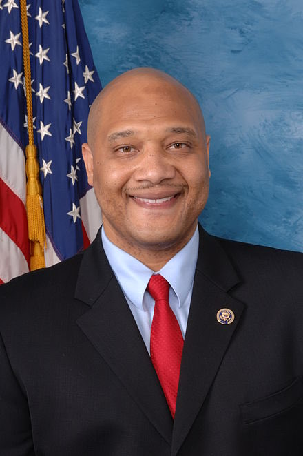 Dear @RepAndreCarson , Please sign Discharge Petition H Res 1016 to get a vote for Ukraine support to the floor. 🇷🇺 is taking full advantage of every day of delay, destroying energy infrastructure, schools, homes, & killing/injurying civilians. 🇺🇸 delay is showing weakness.